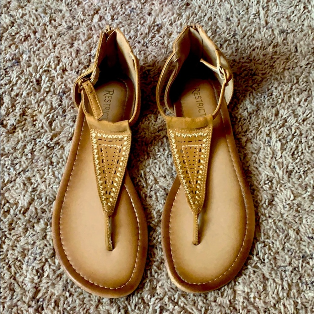 thong sandals